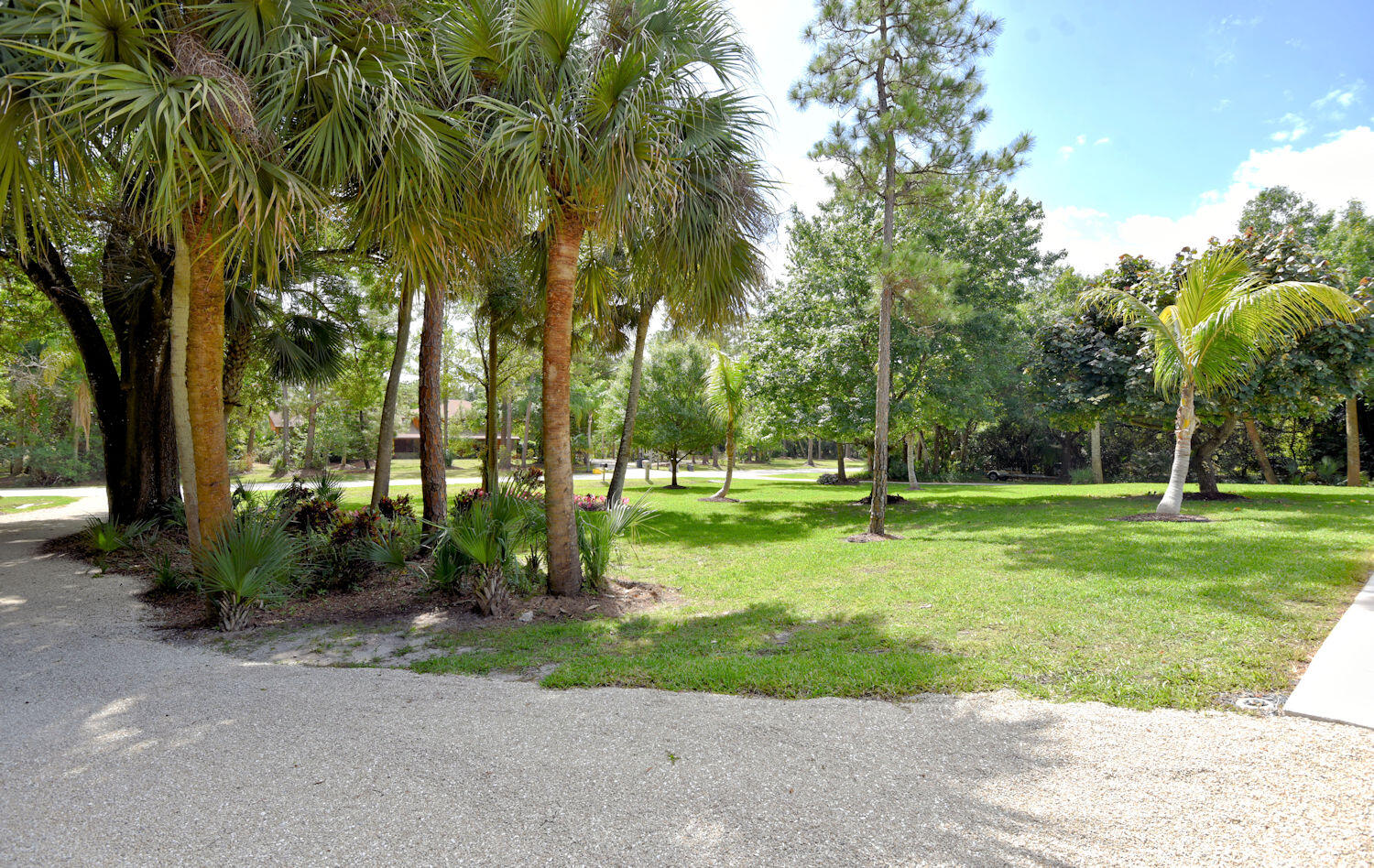 17861 Winterhawk Trail Jupiter, FL 33478 - Photo 4 of 64 Front Yard