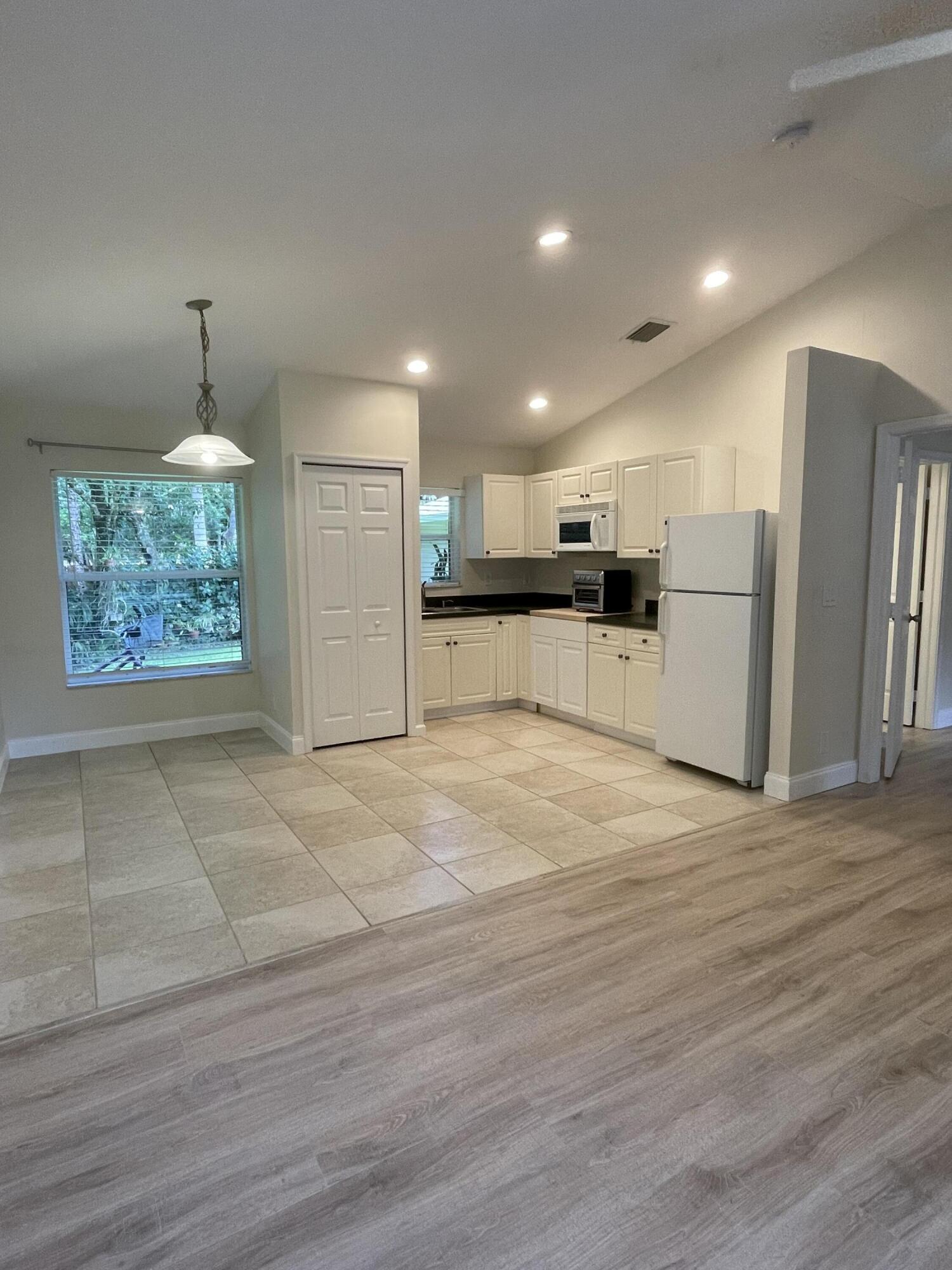 17861 Winterhawk Trail Jupiter, FL 33478 - Photo 54 of 64 Game Room - Kitchenette