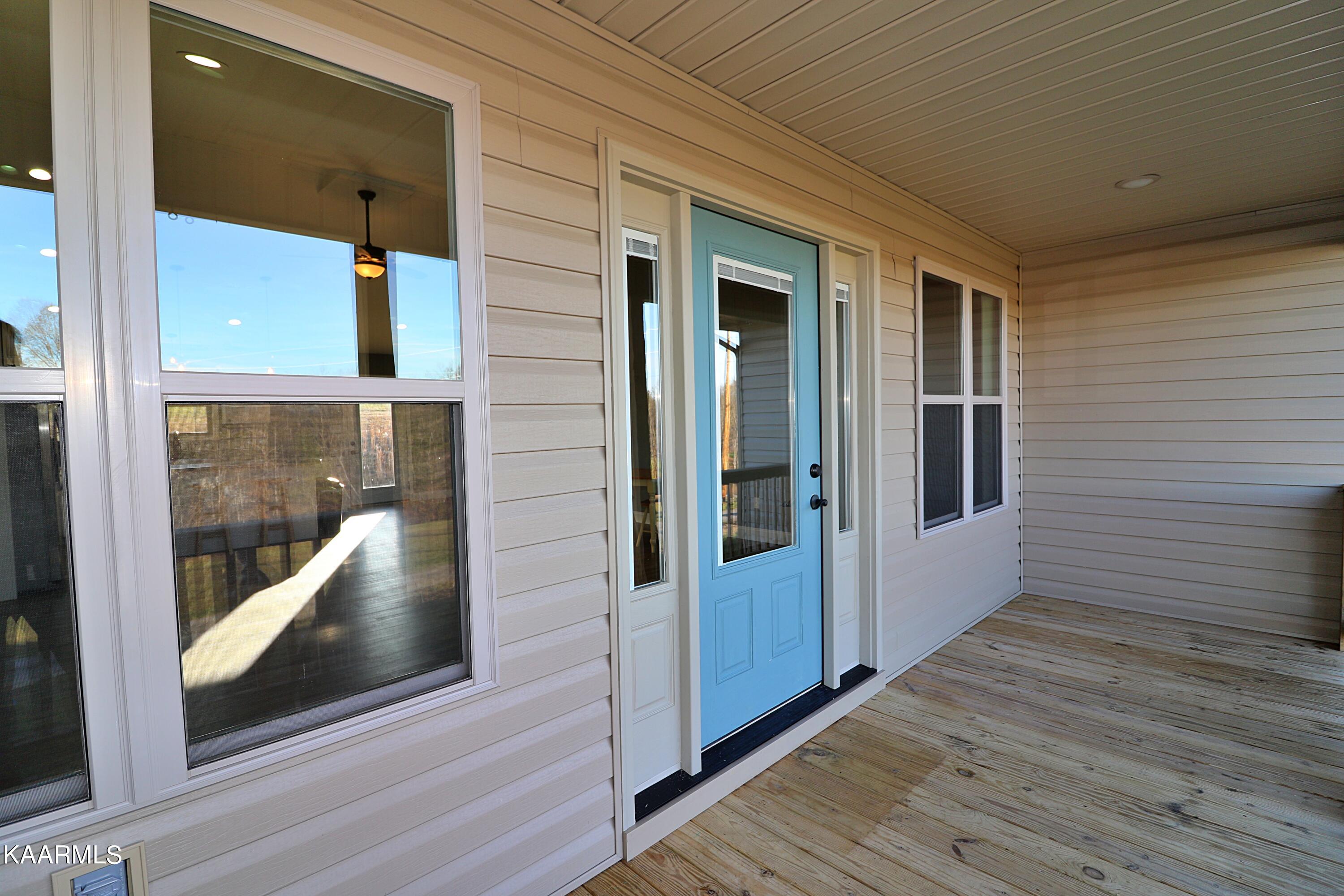 164 Pine Creek Road Oneida, TN 37841 - Photo 2 of 35 094A2194