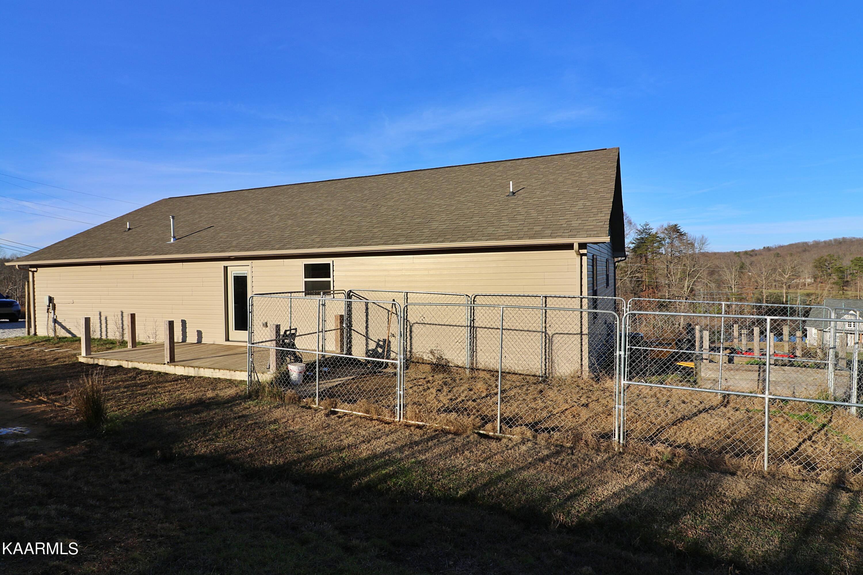 164 Pine Creek Road Oneida, TN 37841 - Photo 30 of 35 094A2209