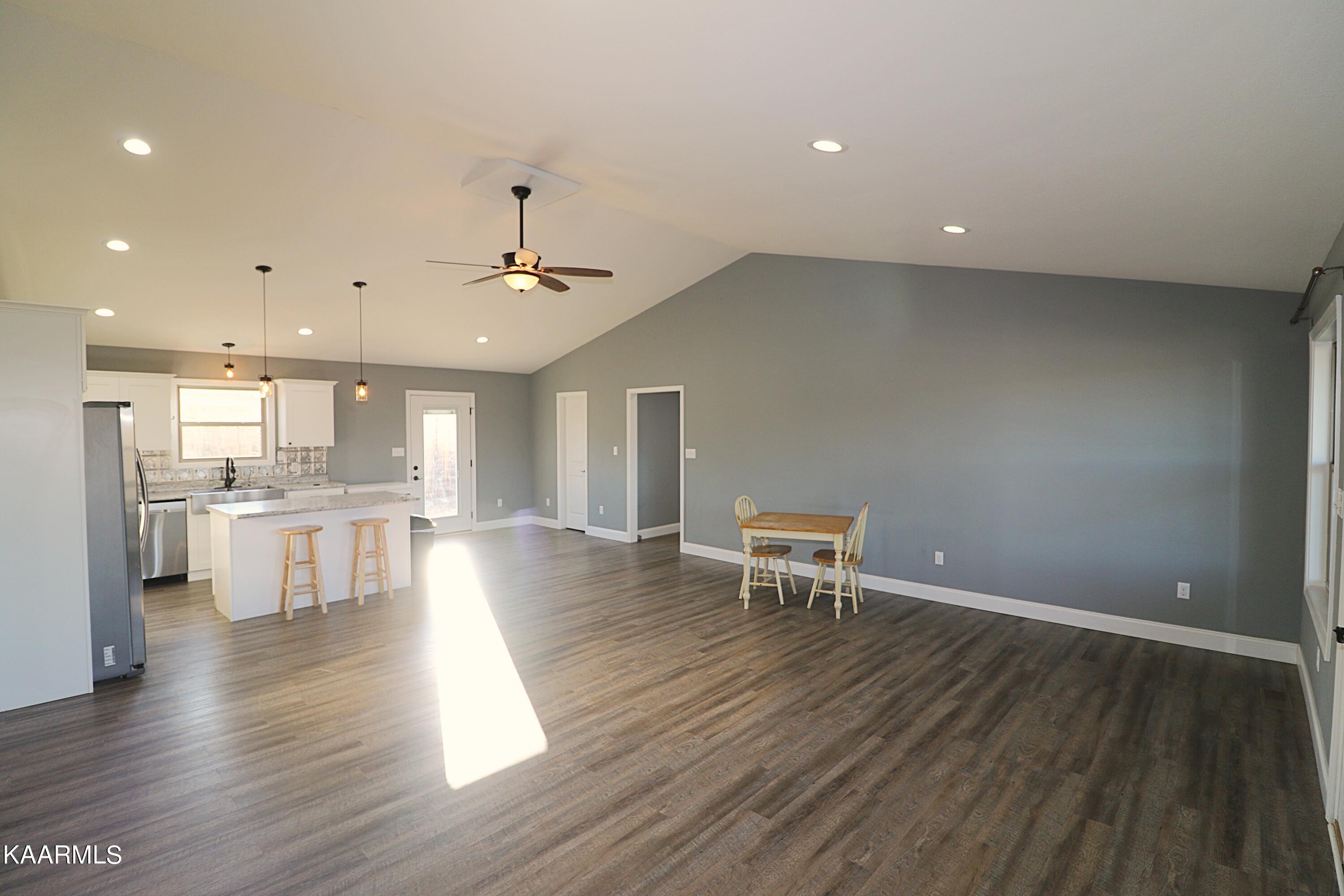 164 Pine Creek Road Oneida, TN 37841 - Photo 6 of 35 094A2170