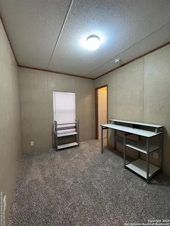 $1,450 | 244 Cactus Wren Loop, New Braunfels, TX 78130