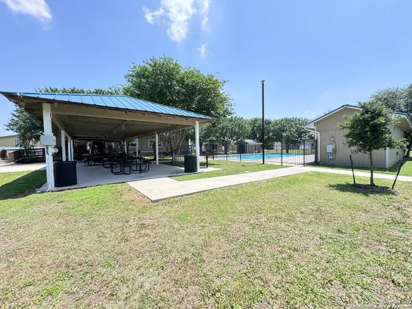 $1,450 | 244 Cactus Wren Loop, New Braunfels, TX 78130