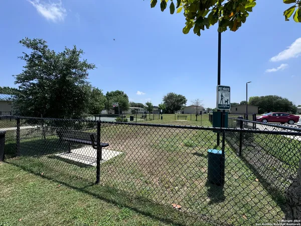 $1,450 | 244 Cactus Wren Loop, New Braunfels, TX 78130