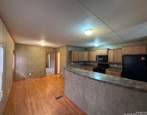 $1,450 | 244 Cactus Wren Loop, New Braunfels, TX 78130