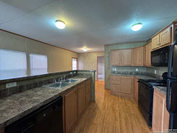 $1,450 | 244 Cactus Wren Loop, New Braunfels, TX 78130