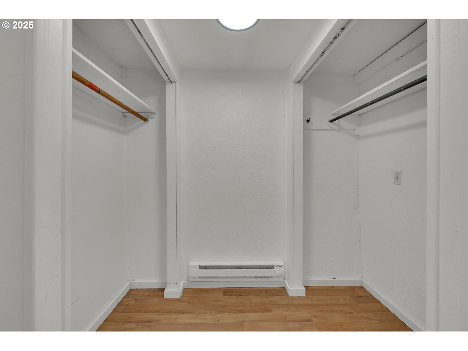 22 Prall Lane Eugene, OR 97405 - Photo 19 of 43 a view of an empty room