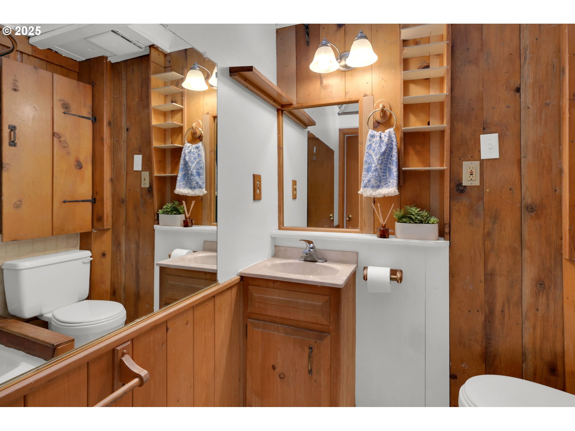 22 Prall Lane Eugene, OR 97405 - Photo 23 of 43 a bathroom with a sink a toilet and shower