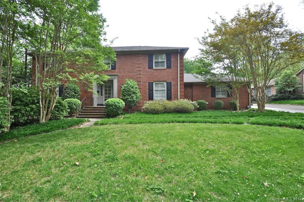 1931 Providence Road Charlotte, NC 28211 - Photo 2 of 22 a front view of house with yard and green space