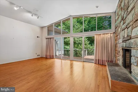 $1,300,000 | 9009 Charred Oak Drive, Bethesda, MD 20817