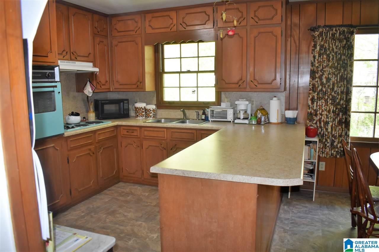 2404 5th Street Northwest Birmingham, AL 35215 - Photo 5 of 37