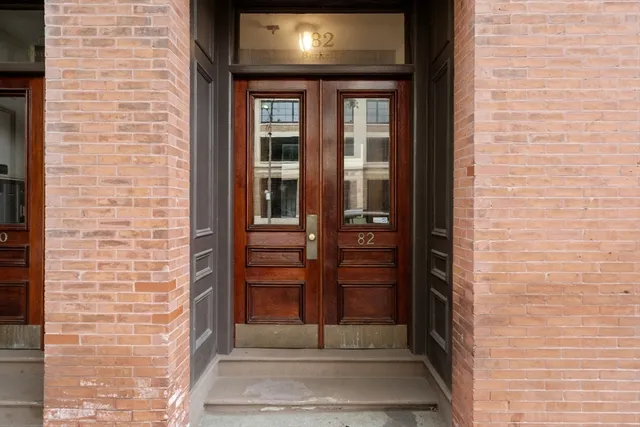 a view of entryway door of the house