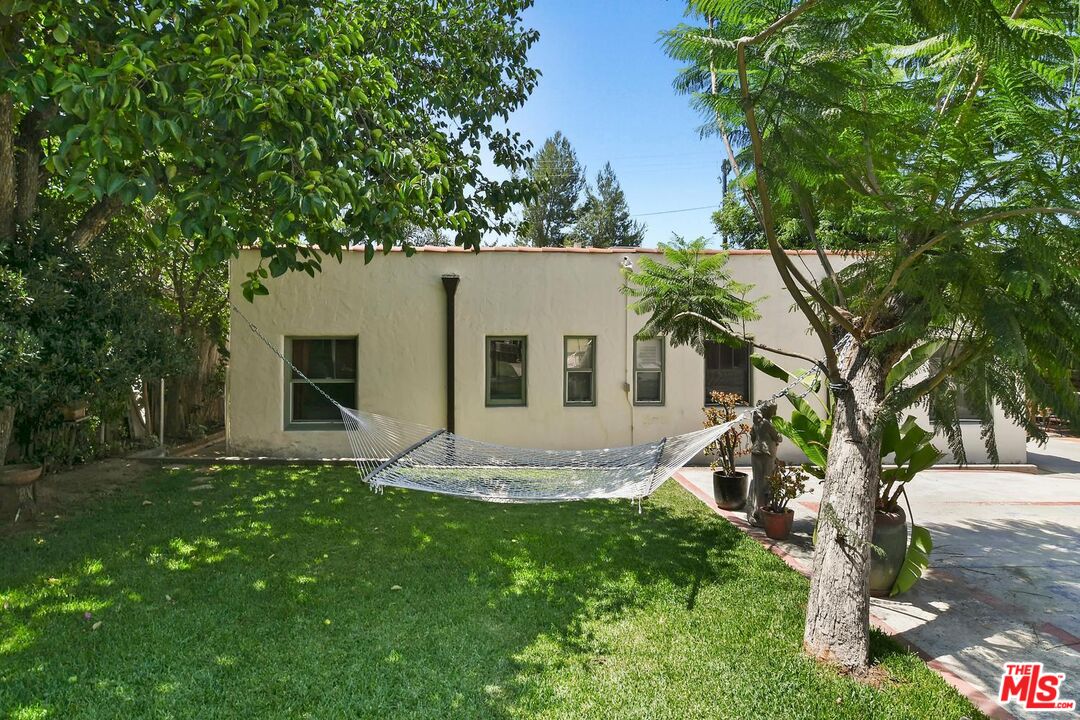831 East Rio Grande Street Pasadena, CA 91104 - Photo 38 of 43