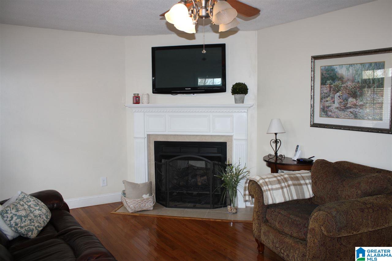 84 Oak Lane Oneonta, AL 35121 - Photo 3 of 32