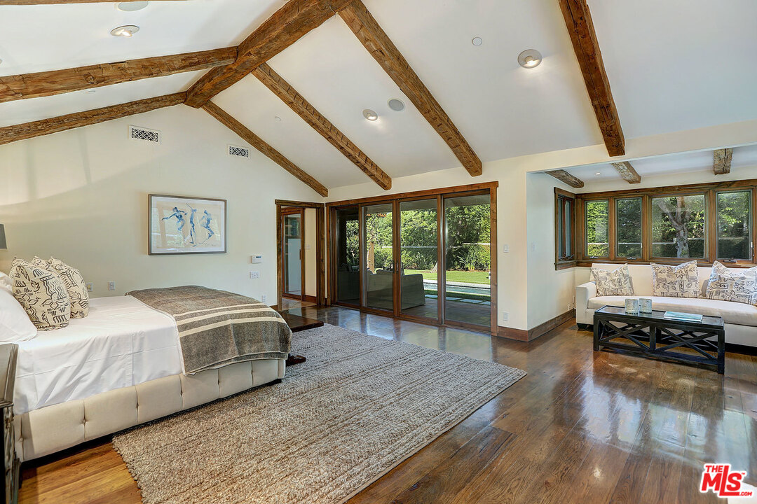 10960 Bellagio Road Los Angeles, CA 90077 - Photo 11 of 22