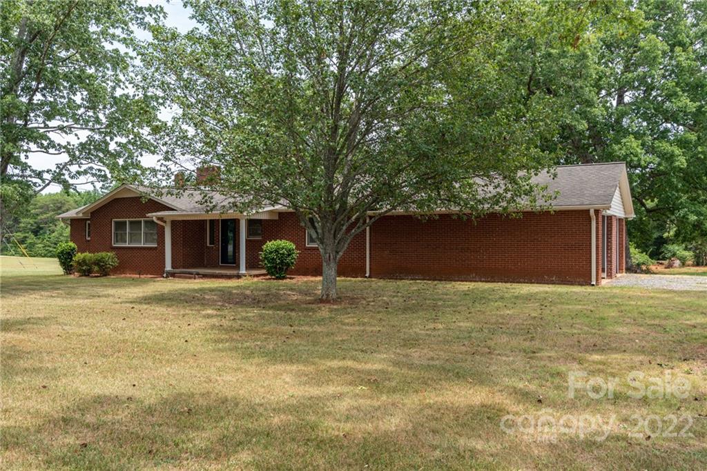 3696 Startown Road Maiden, NC 28650 - Photo 4 of 29 Gallery Image 4