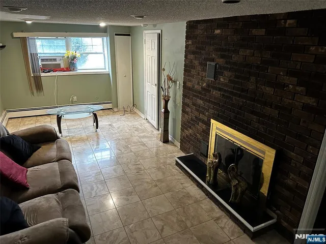 $2,250 | 449 Taft Avenue, Unit 1B, Woodland Park, NJ 07424