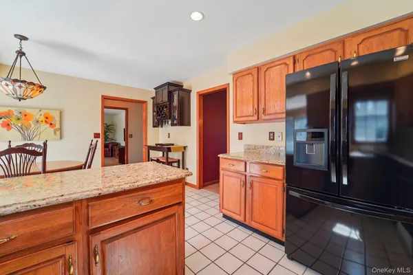 $675,000 | 1 Boxwood Lane, Montgomery, NY 12549