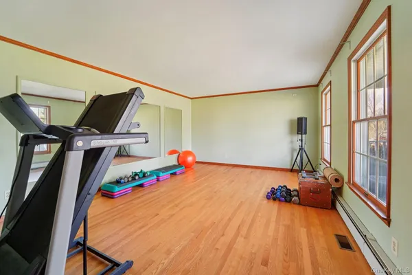 $675,000 | 1 Boxwood Lane, Montgomery, NY 12549