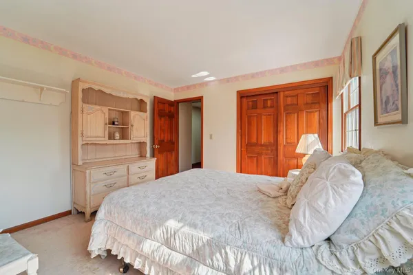 $675,000 | 1 Boxwood Lane, Montgomery, NY 12549