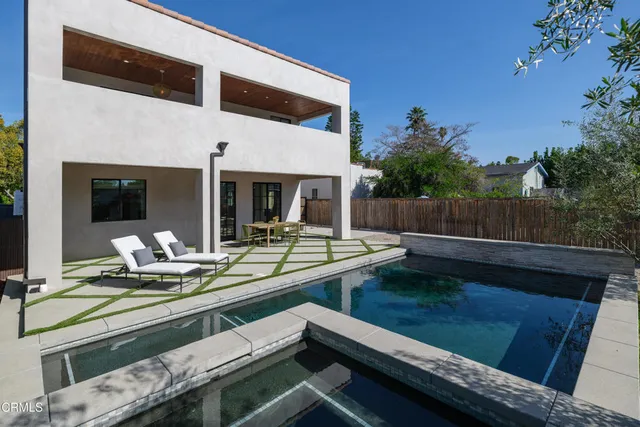 $2,650,000 | 546 West Claremont Street, Pasadena, CA 91103