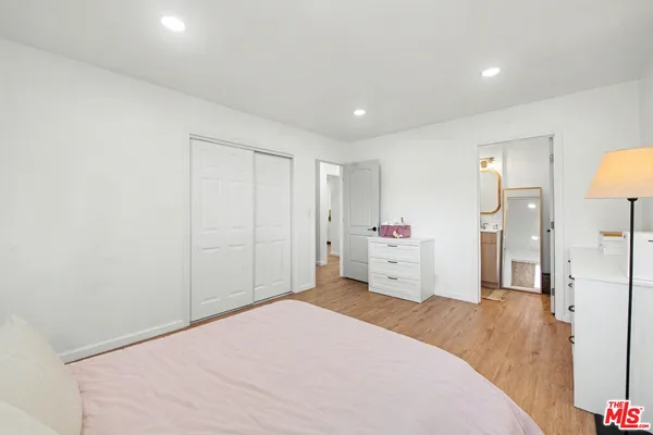 $1,050,000 | 2936 South Harvard Boulevard, Los Angeles, CA 90018
