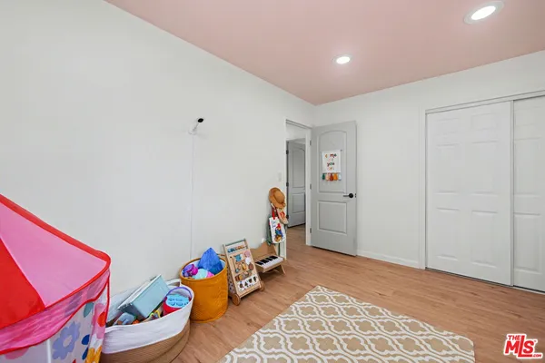 $1,050,000 | 2936 South Harvard Boulevard, Los Angeles, CA 90018