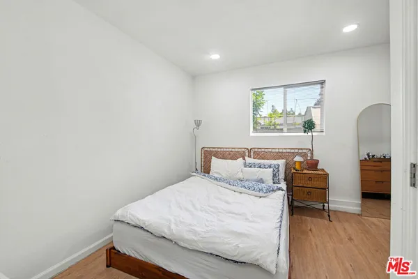 $1,050,000 | 2936 South Harvard Boulevard, Los Angeles, CA 90018