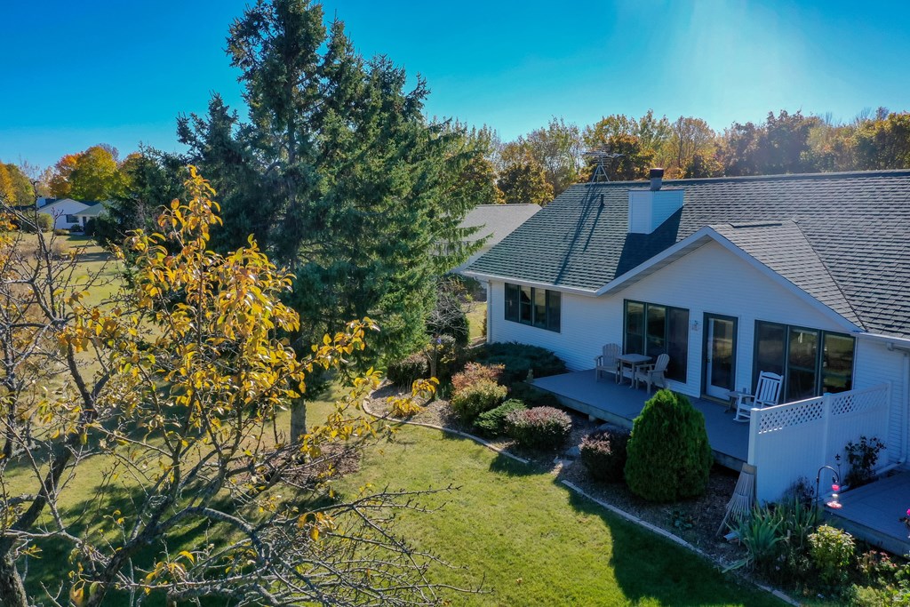 7842 Eames Farm Road, Unit X2 Egg Harbor, WI 54209 - Photo 32 of 40
