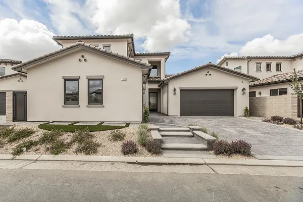 $1,195,000 | 11421 North Live Oak Drive, Fresno, CA 93730