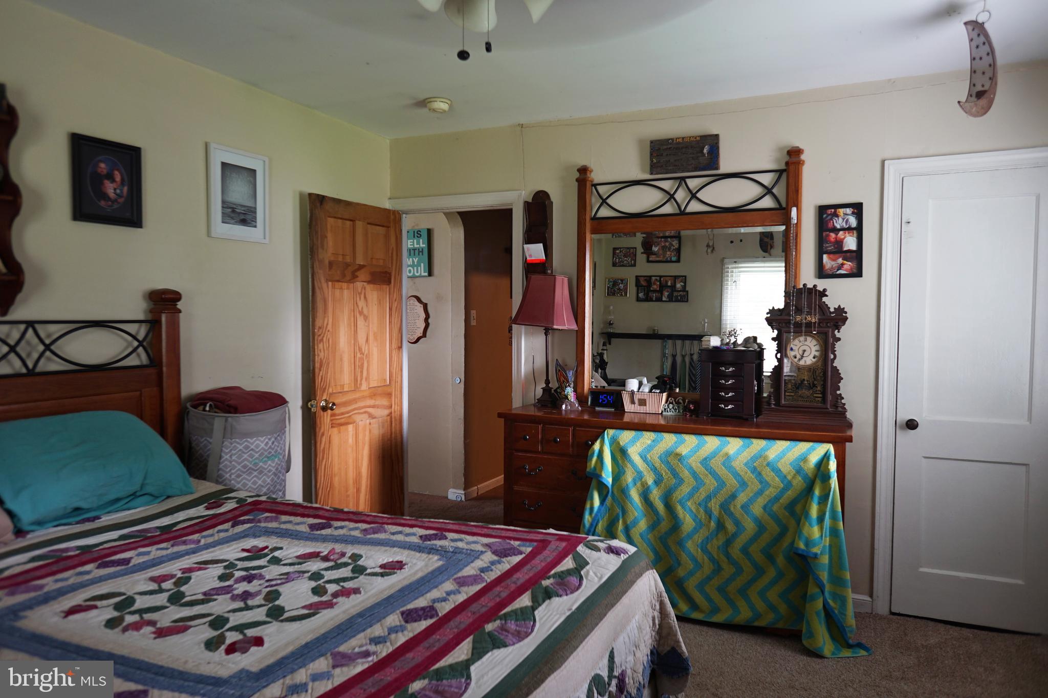 611 Manor Road Beverly, NJ 08010 - Photo 16 of 31 Bedroom 1