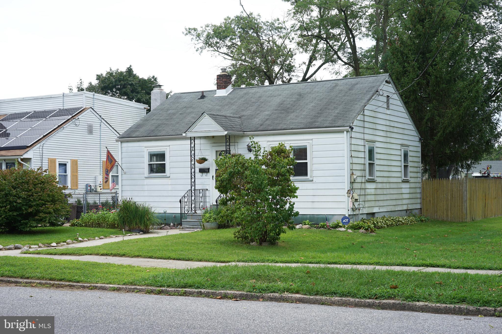 611 Manor Road Beverly, NJ 08010 - Photo 5 of 31