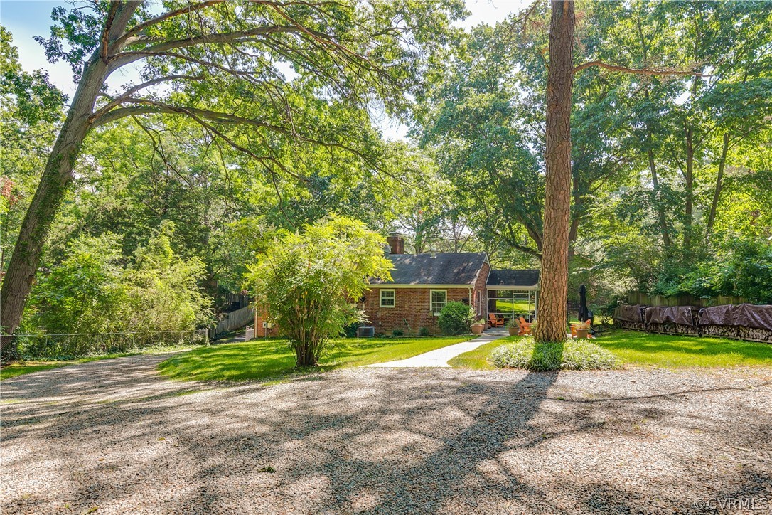3744 Cheverly Road Richmond, VA 23225 - Photo 30 of 31 Convenient wrap-around driveway