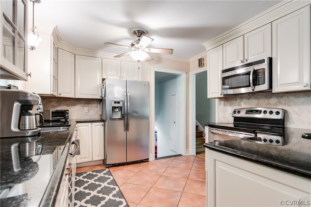 3744 Cheverly Road Richmond, VA 23225 - Photo 7 of 31 Renovated Kitchen
