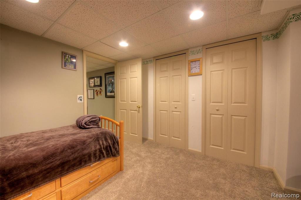 46559 Inverness Road Canton, MI 48188 - Photo 43 of 48