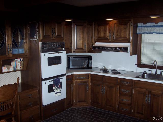 3724 Friedens Road Slatington, PA 18080 - Photo 5 of 33 Gallery Image 5