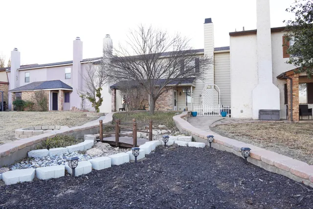 $165,000 | 8639 Knoxville Drive, Unit C18, Lubbock, TX 79423