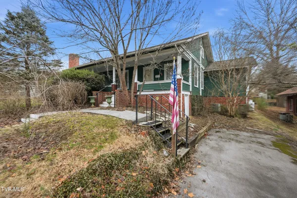 $315,000 | 113 West 2nd Street South, Big Stone Gap, VA 24219