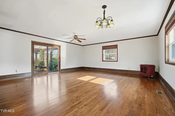 $315,000 | 113 West 2nd Street South, Big Stone Gap, VA 24219