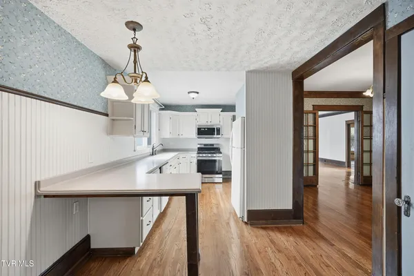 $315,000 | 113 West 2nd Street South, Big Stone Gap, VA 24219