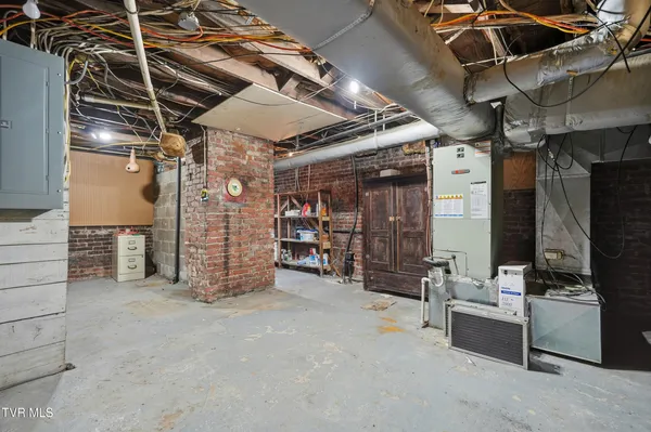 $315,000 | 113 West 2nd Street South, Big Stone Gap, VA 24219