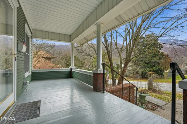 $315,000 | 113 West 2nd Street South, Big Stone Gap, VA 24219