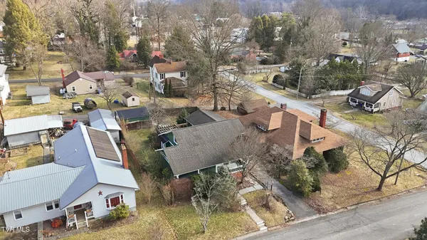 $315,000 | 113 West 2nd Street South, Big Stone Gap, VA 24219