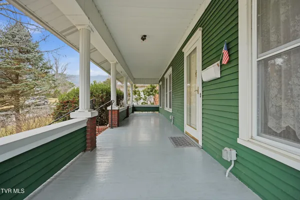 $315,000 | 113 West 2nd Street South, Big Stone Gap, VA 24219