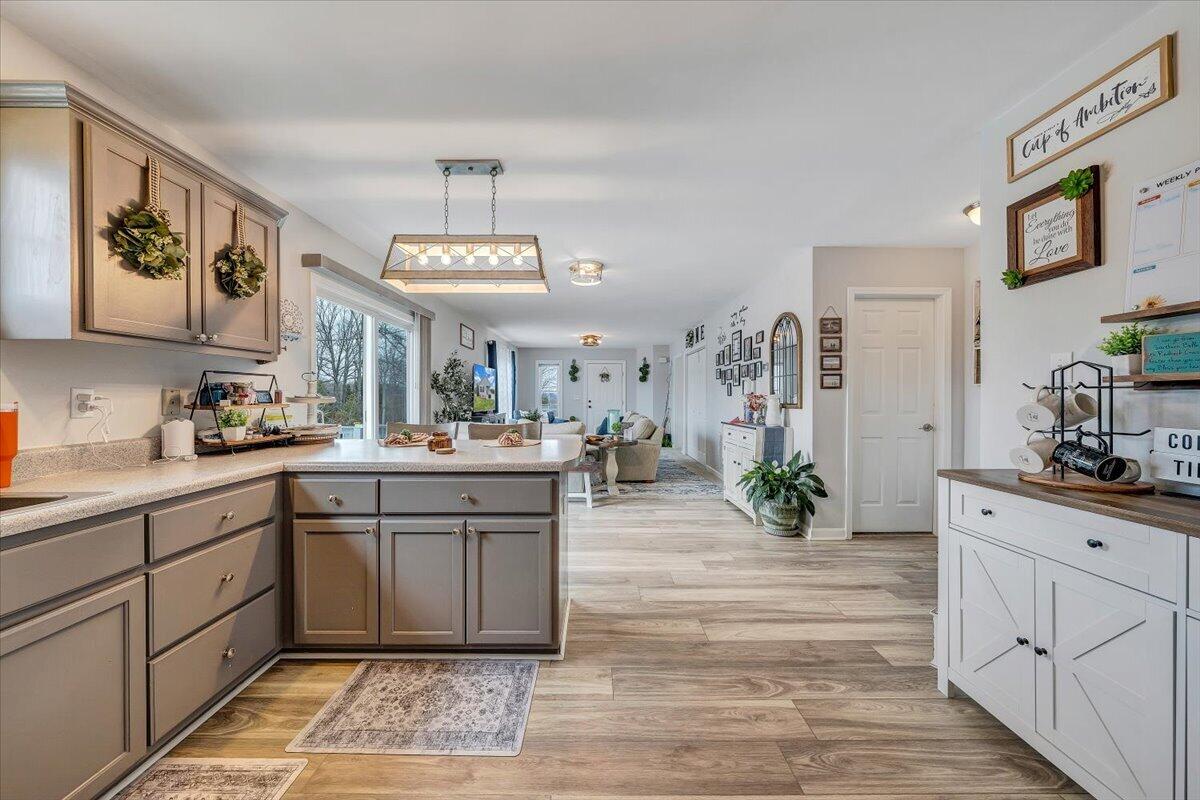 6406 Scruggs Road Moneta, VA 24121 - Photo 13 of 47 17-MIB03039