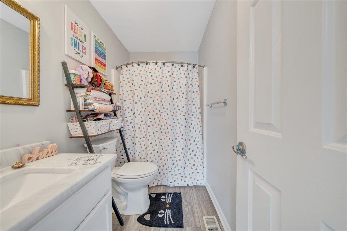 6406 Scruggs Road Moneta, VA 24121 - Photo 23 of 47 27-MIB03072