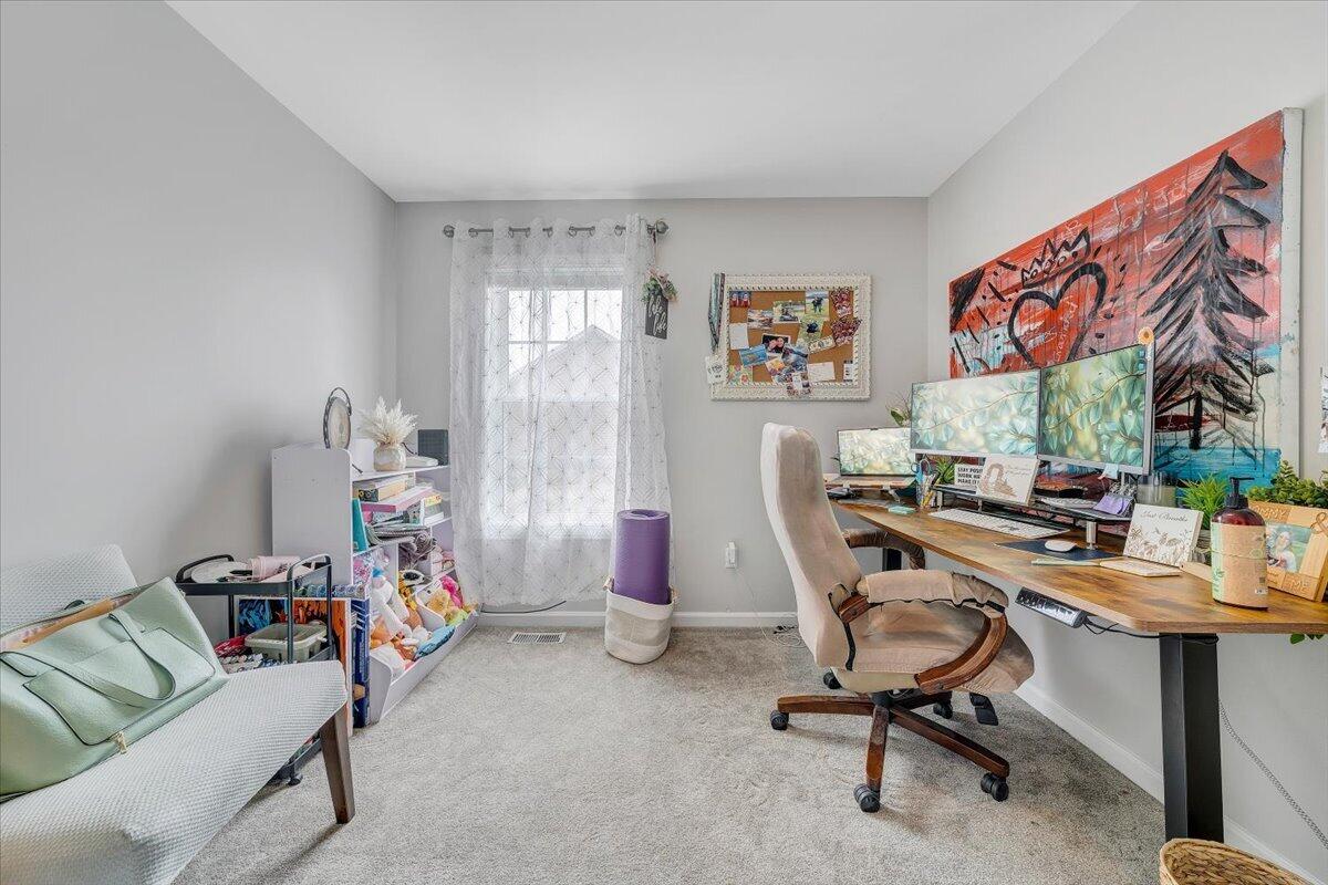 6406 Scruggs Road Moneta, VA 24121 - Photo 24 of 47 28-MIB03087