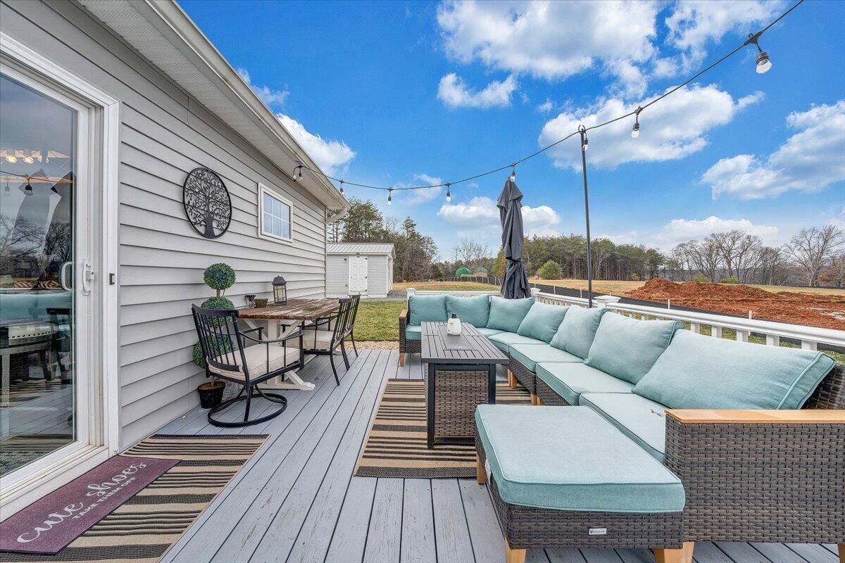 6406 Scruggs Road Moneta, VA 24121 - Photo 27 of 47 31-MIB03093