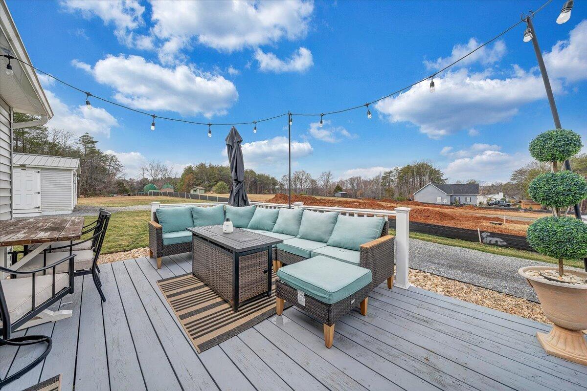 6406 Scruggs Road Moneta, VA 24121 - Photo 28 of 47 32-MIB03096