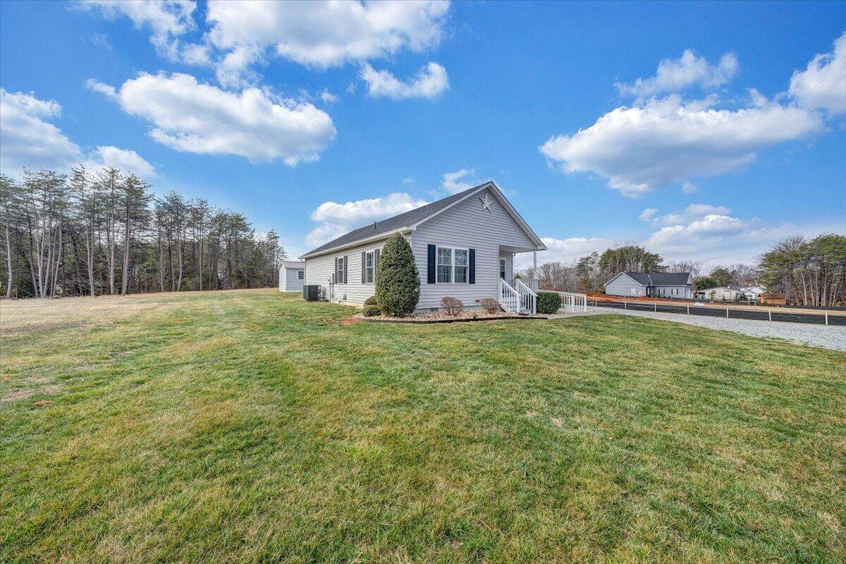6406 Scruggs Road Moneta, VA 24121 - Photo 41 of 47 46-MIB03150